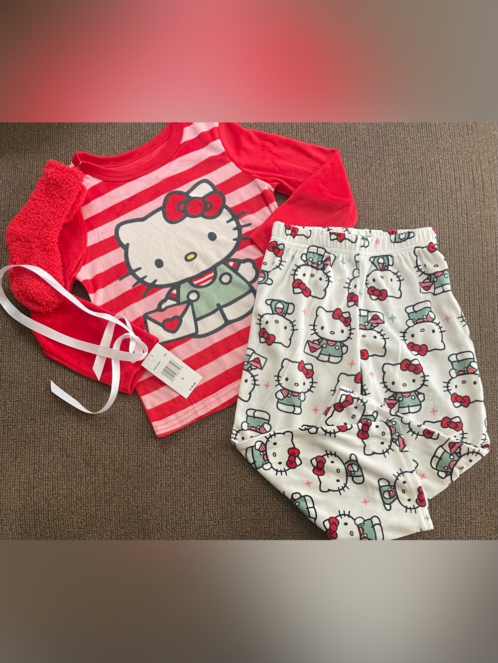NWT Girl’s Hello Kitty Fleece 3 Piece Pajama Set ~ Size 4